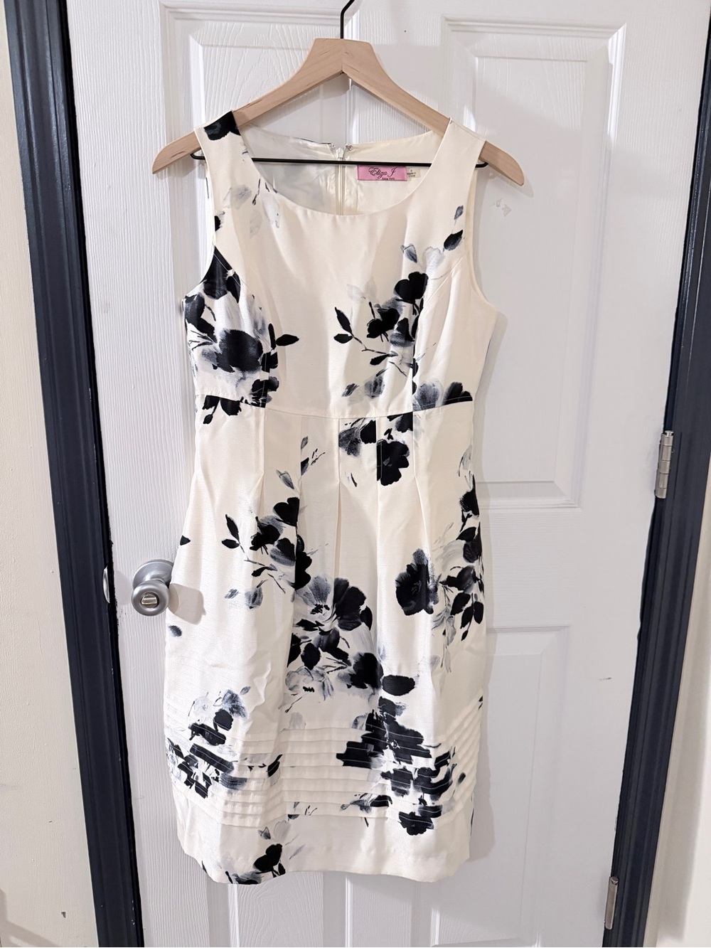 Eliza J Cream Midi Dress with dark Navy Floral Print